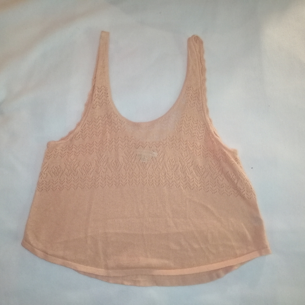 American Eagle pink top